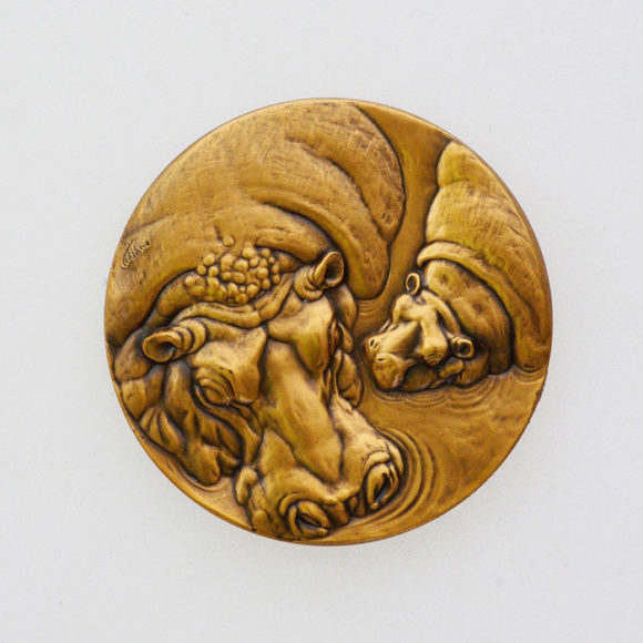 第22回 創作メダル彫刻展 記念メダル 「Hippopotamus」