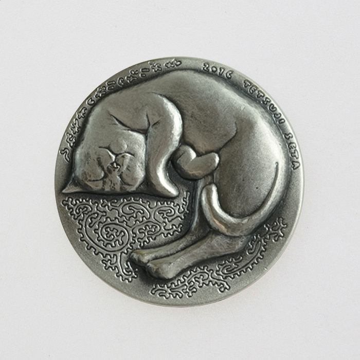 第34回 創作メダル彫刻展 記念メダル 「ソフィアの猫」 - 日本芸術