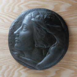 第33回創作メダル彫刻展 レリーフ - 日本芸術メダル協会ホームページ